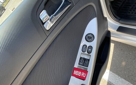 Hyundai Solaris II рестайлинг, 2012 год, 1 100 000 рублей, 19 фотография