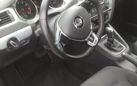 Volkswagen Jetta VI, 2018 год, 1 750 000 рублей, 5 фотография