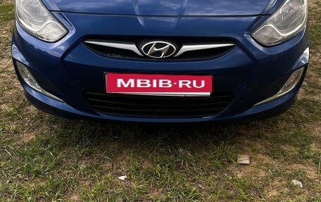 Hyundai Solaris II рестайлинг, 2011 год, 500 000 рублей, 2 фотография