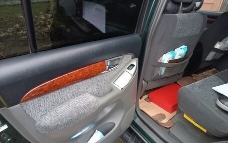 Toyota Land Cruiser Prado 120 рестайлинг, 2006 год, 1 800 000 рублей, 14 фотография
