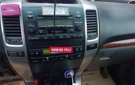 Toyota Land Cruiser Prado 120 рестайлинг, 2006 год, 1 800 000 рублей, 16 фотография