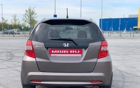Honda Jazz II рестайлинг, 2012 год, 1 050 000 рублей, 6 фотография