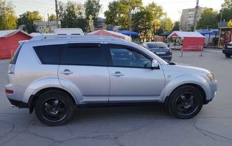 Mitsubishi Outlander III рестайлинг 3, 2007 год, 900 000 рублей, 3 фотография