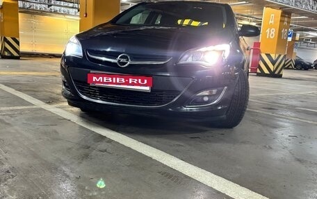 Opel Astra J, 2012 год, 890 000 рублей, 3 фотография