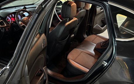 Opel Astra J, 2012 год, 890 000 рублей, 10 фотография