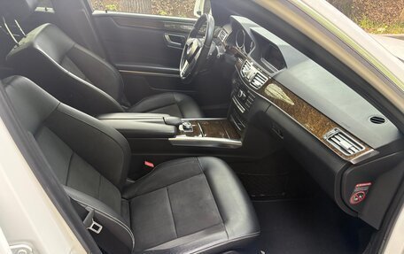 Mercedes-Benz E-Класс, 2013 год, 1 645 000 рублей, 13 фотография