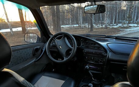 Chevrolet Niva I рестайлинг, 2005 год, 219 900 рублей, 3 фотография