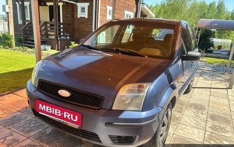 Ford Fusion I, 2004 год, 319 000 рублей, 2 фотография