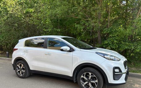 KIA Sportage IV рестайлинг, 2021 год, 2 350 000 рублей, 3 фотография
