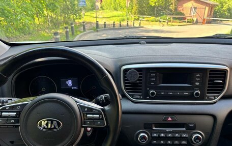 KIA Sportage IV рестайлинг, 2021 год, 2 350 000 рублей, 8 фотография