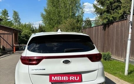 KIA Sportage IV рестайлинг, 2021 год, 2 350 000 рублей, 5 фотография