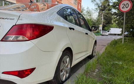 Hyundai Solaris II рестайлинг, 2015 год, 595 000 рублей, 3 фотография