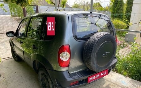Chevrolet Niva I рестайлинг, 2010 год, 410 000 рублей, 4 фотография