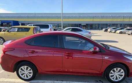 Hyundai Solaris II рестайлинг, 2018 год, 899 990 рублей, 3 фотография