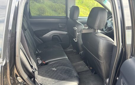 Mitsubishi Outlander III рестайлинг 3, 2008 год, 1 050 000 рублей, 17 фотография