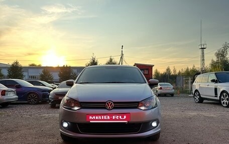 Volkswagen Polo VI (EU Market), 2011 год, 750 000 рублей, 3 фотография