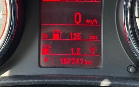 Opel Astra J, 2014 год, 800 000 рублей, 11 фотография