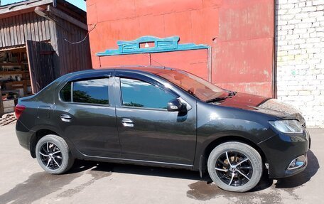 Renault Logan II, 2017 год, 920 000 рублей, 9 фотография
