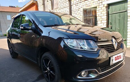 Renault Logan II, 2017 год, 920 000 рублей, 11 фотография