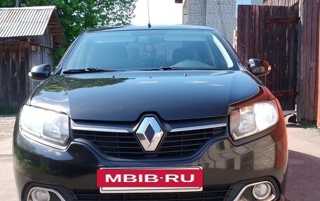 Renault Logan II, 2017 год, 920 000 рублей, 7 фотография