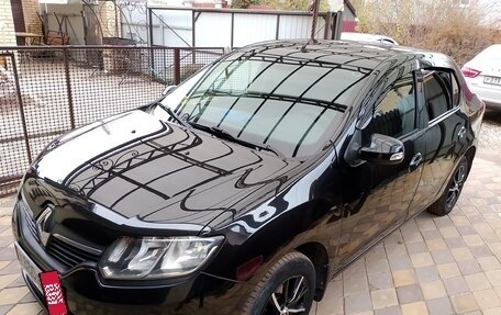Renault Logan II, 2017 год, 920 000 рублей, 4 фотография