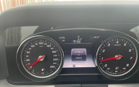 Mercedes-Benz E-Класс, 2019 год, 4 490 000 рублей, 5 фотография