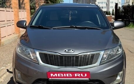 KIA Rio III рестайлинг, 2013 год, 750 000 рублей, 2 фотография