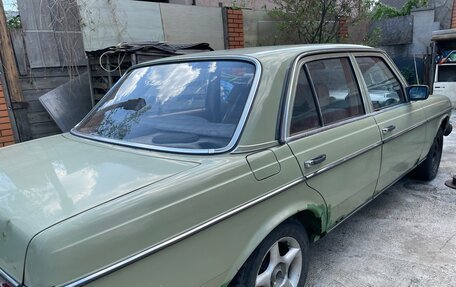 Mercedes-Benz W123, 1983 год, 180 000 рублей, 6 фотография