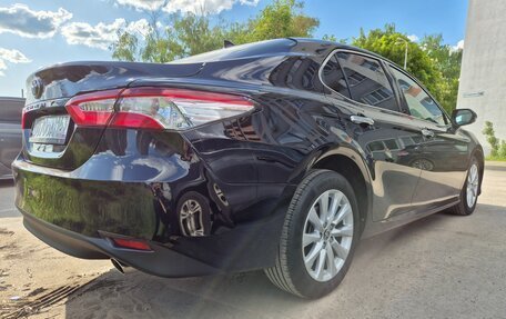 Toyota Camry, 2020 год, 3 290 000 рублей, 5 фотография