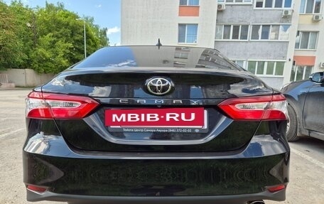 Toyota Camry, 2020 год, 3 290 000 рублей, 6 фотография