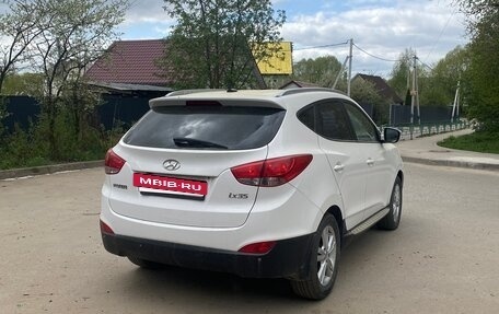 Hyundai ix35 I рестайлинг, 2012 год, 950 000 рублей, 4 фотография