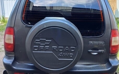 Chevrolet Niva I рестайлинг, 2004 год, 275 000 рублей, 2 фотография