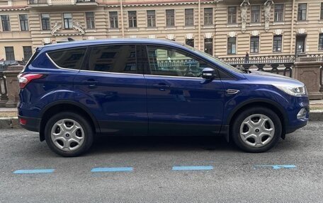 Ford Kuga III, 2019 год, 2 500 000 рублей, 3 фотография