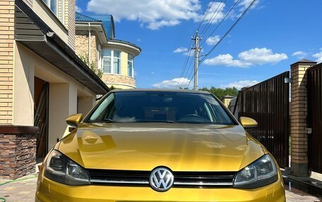 Volkswagen Golf VII, 2018 год, 1 750 000 рублей, 2 фотография