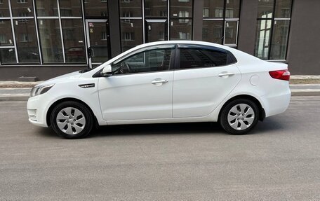 KIA Rio III рестайлинг, 2013 год, 880 000 рублей, 7 фотография