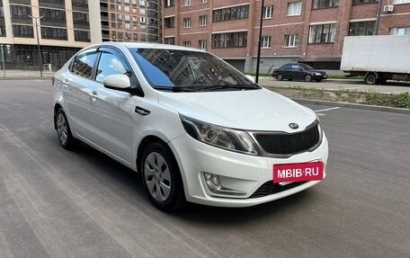 KIA Rio III рестайлинг, 2013 год, 880 000 рублей, 3 фотография