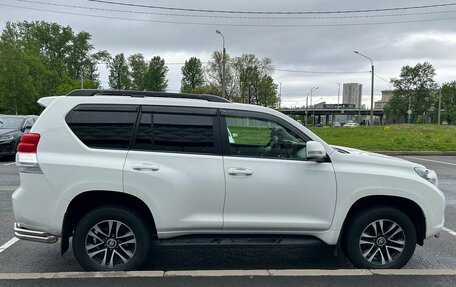 Toyota Land Cruiser Prado 150 рестайлинг 2, 2013 год, 2 430 000 рублей, 3 фотография