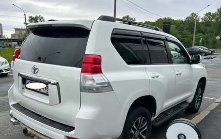 Toyota Land Cruiser Prado 150 рестайлинг 2, 2013 год, 2 430 000 рублей, 6 фотография