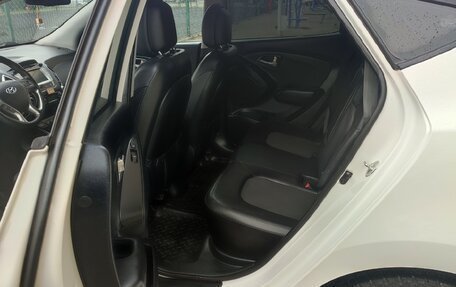 Hyundai ix35 I рестайлинг, 2012 год, 1 150 000 рублей, 8 фотография