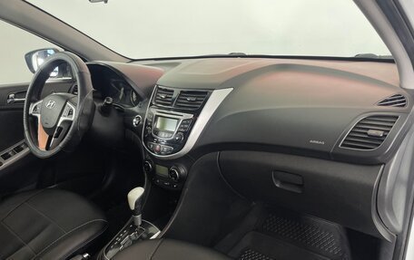Hyundai Solaris II рестайлинг, 2011 год, 789 000 рублей, 10 фотография