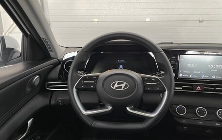 Hyundai Elantra, 2023 год, 2 099 000 рублей, 11 фотография
