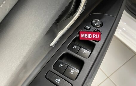 Hyundai Elantra, 2023 год, 2 099 000 рублей, 12 фотография