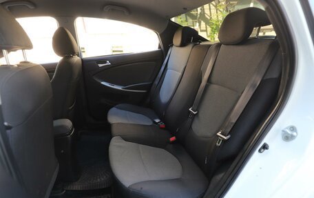 Hyundai Solaris II рестайлинг, 2013 год, 795 000 рублей, 9 фотография