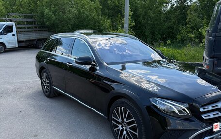 Mercedes-Benz E-Класс, 2020 год, 4 850 000 рублей, 5 фотография