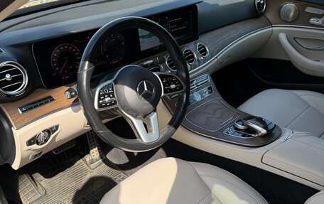 Mercedes-Benz E-Класс, 2020 год, 4 850 000 рублей, 14 фотография