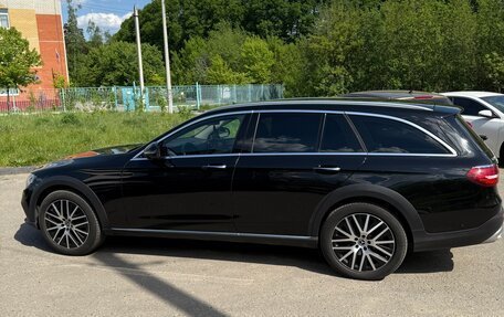 Mercedes-Benz E-Класс, 2020 год, 4 850 000 рублей, 13 фотография
