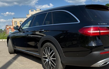 Mercedes-Benz E-Класс, 2020 год, 4 850 000 рублей, 12 фотография