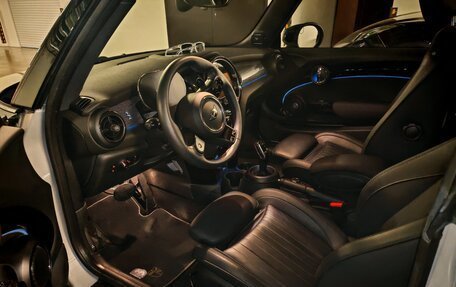 MINI Hatch, 2022 год, 4 000 000 рублей, 6 фотография