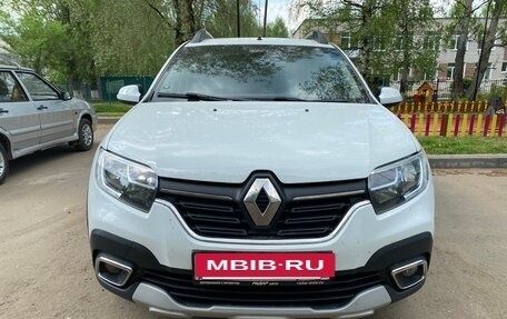 Renault Sandero II рестайлинг, 2019 год, 1 050 000 рублей, 3 фотография