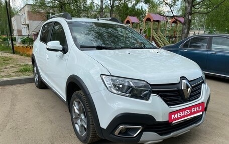 Renault Sandero II рестайлинг, 2019 год, 1 050 000 рублей, 4 фотография